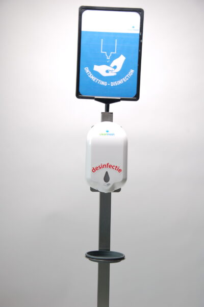 hygiene station met opvangschaal